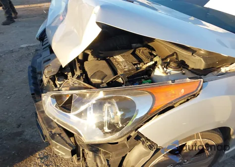 2013 Hyundai Veloster Turbo W/Blue z USA, uszkodzony, nr VIN KMHTC6AE2DU082406